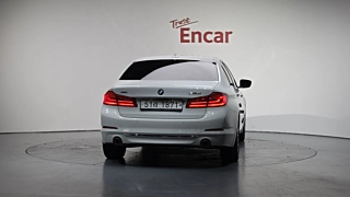 BMW 5-SERIES G30 2018
