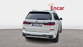 BMW X7 G07 2024