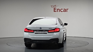 BMW 5-SERIES G30 2020