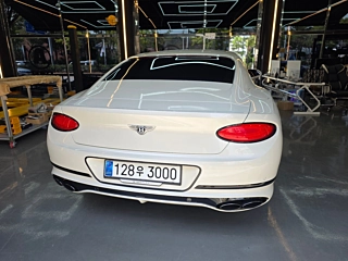 BENTLEY CONTINENTAL GT 2021