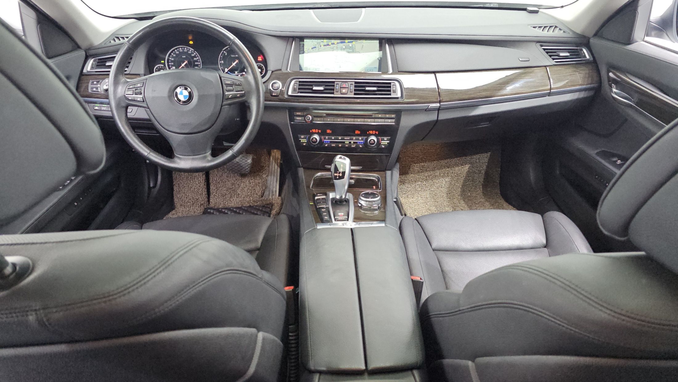 BMW 7-SERIES F01 2014