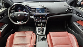 HYUNDAI AVANTE AD 2018