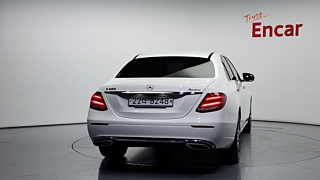 MERCEDES BENZ E-CLASS W213 2019