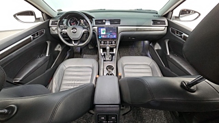 VOLKSWAGEN PASSAT 2018