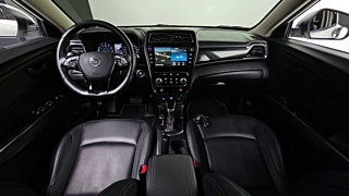 SSANGYONG TIVOLI VERY NEW 2021