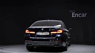 BMW 5-SERIES G30 2021