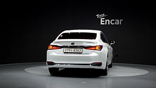 LEXUS ES300H 2023