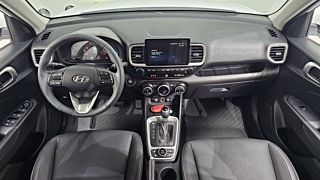 HYUNDAI VENUE 2024
