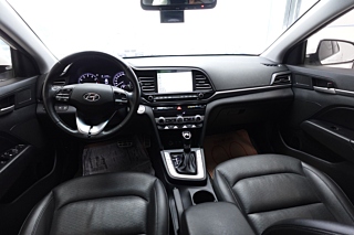 HYUNDAI AVANTE AD 2019
