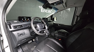HYUNDAI STARIA 2023