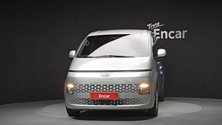 HYUNDAI STARIA 2023