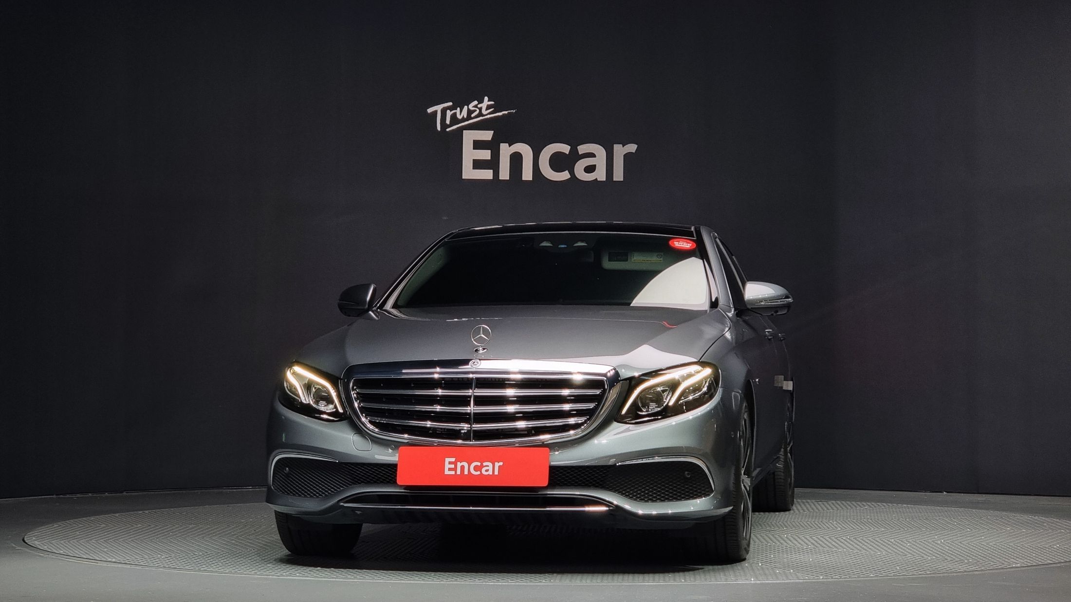MERCEDES BENZ E-CLASS W213 2019