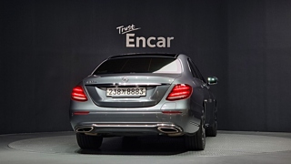 MERCEDES BENZ E-CLASS W213 2019