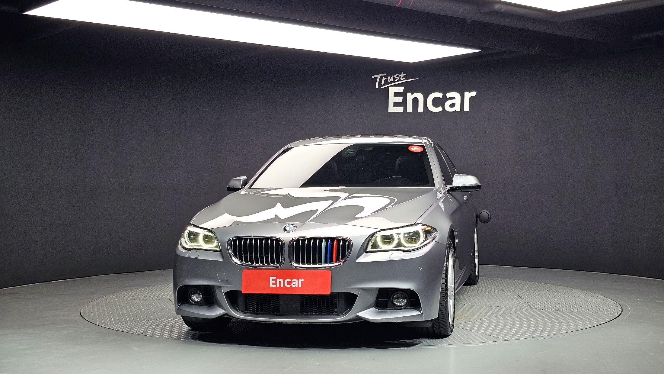 BMW 5-SERIES F10 2016