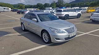HYUNDAI GENESIS 2010