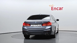 BMW 5-SERIES G30 2019
