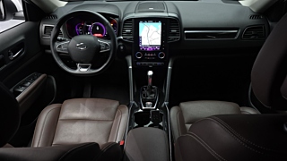 SAMSUNG QM6 2019