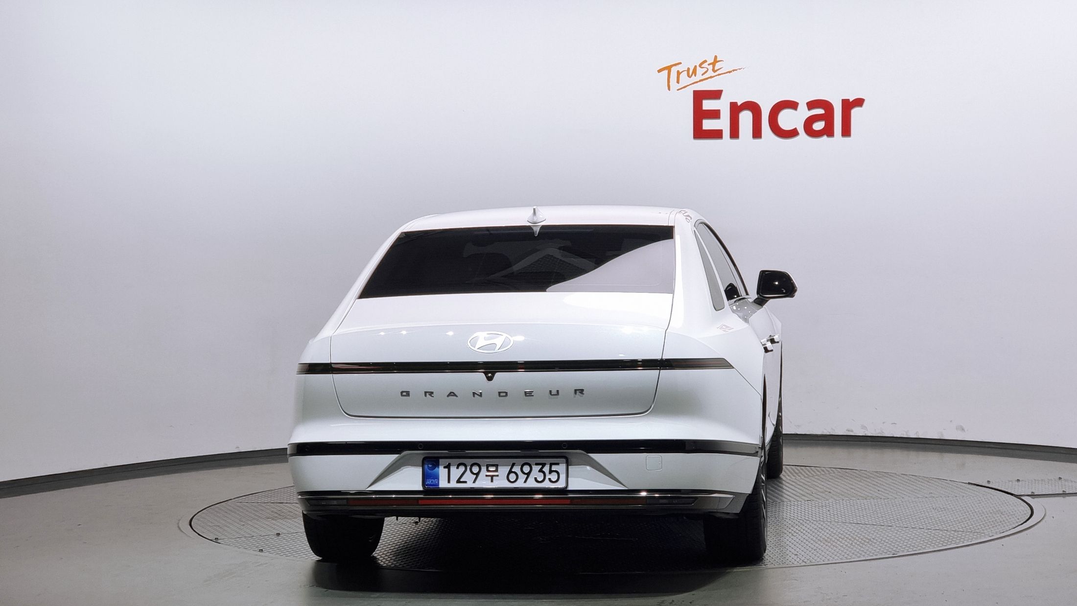 HYUNDAI GRANDEUR GN7 2023