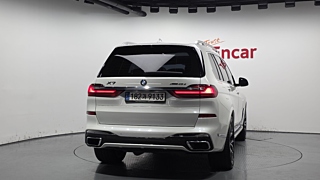 BMW X7 G07 2021