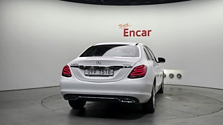 MERCEDES BENZ C-CLASS W205 2018