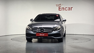 MERCEDES BENZ E-CLASS W213 2019