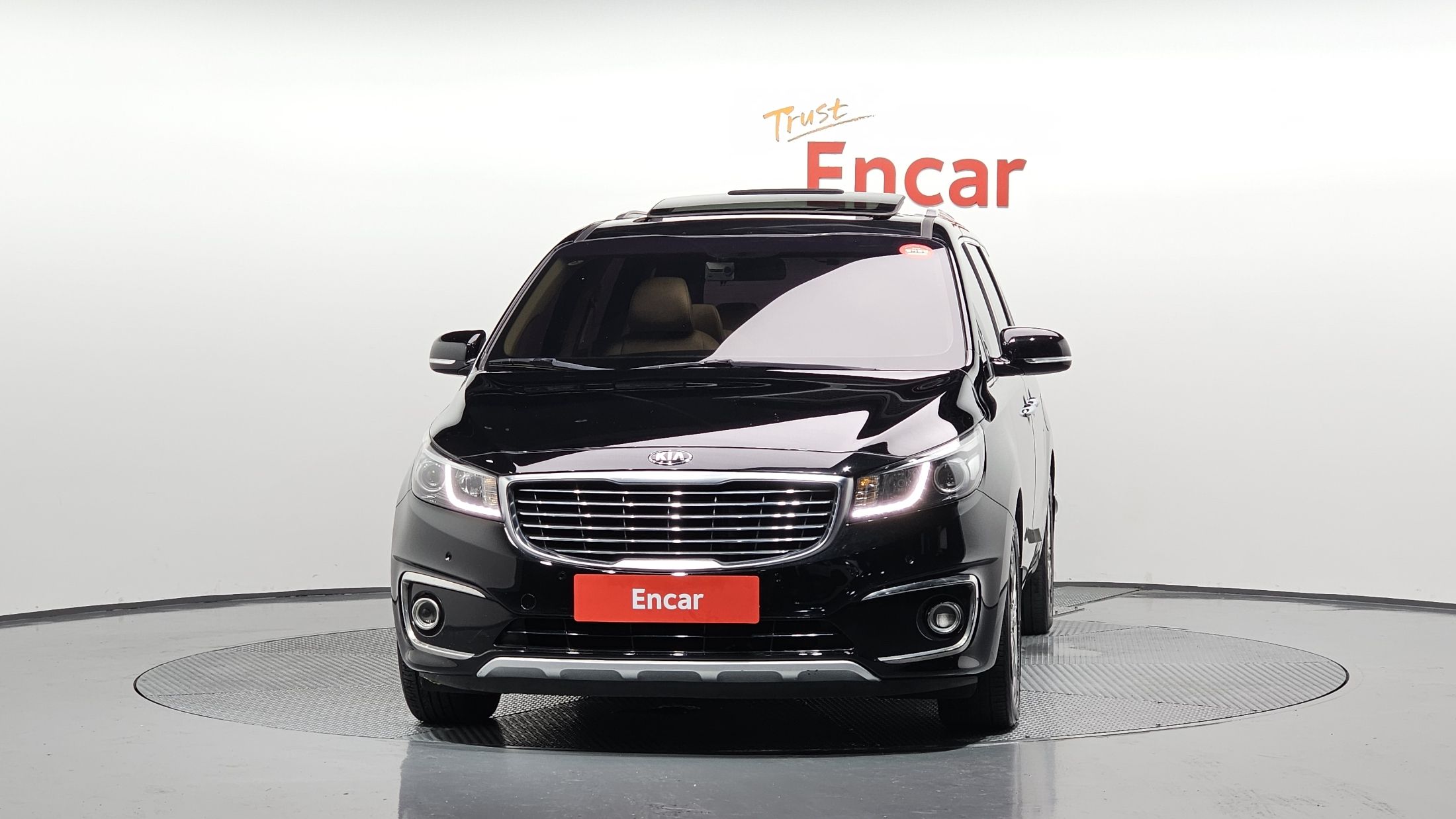 KIA CARNIVAL 2016