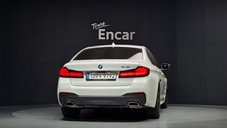BMW 5-SERIES G30 2023