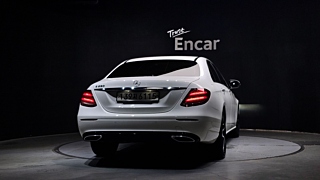MERCEDES BENZ E-CLASS W213 2020