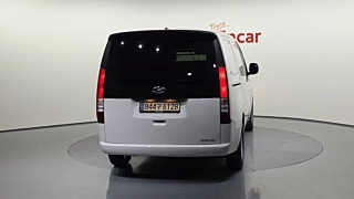 HYUNDAI STARIA 2022