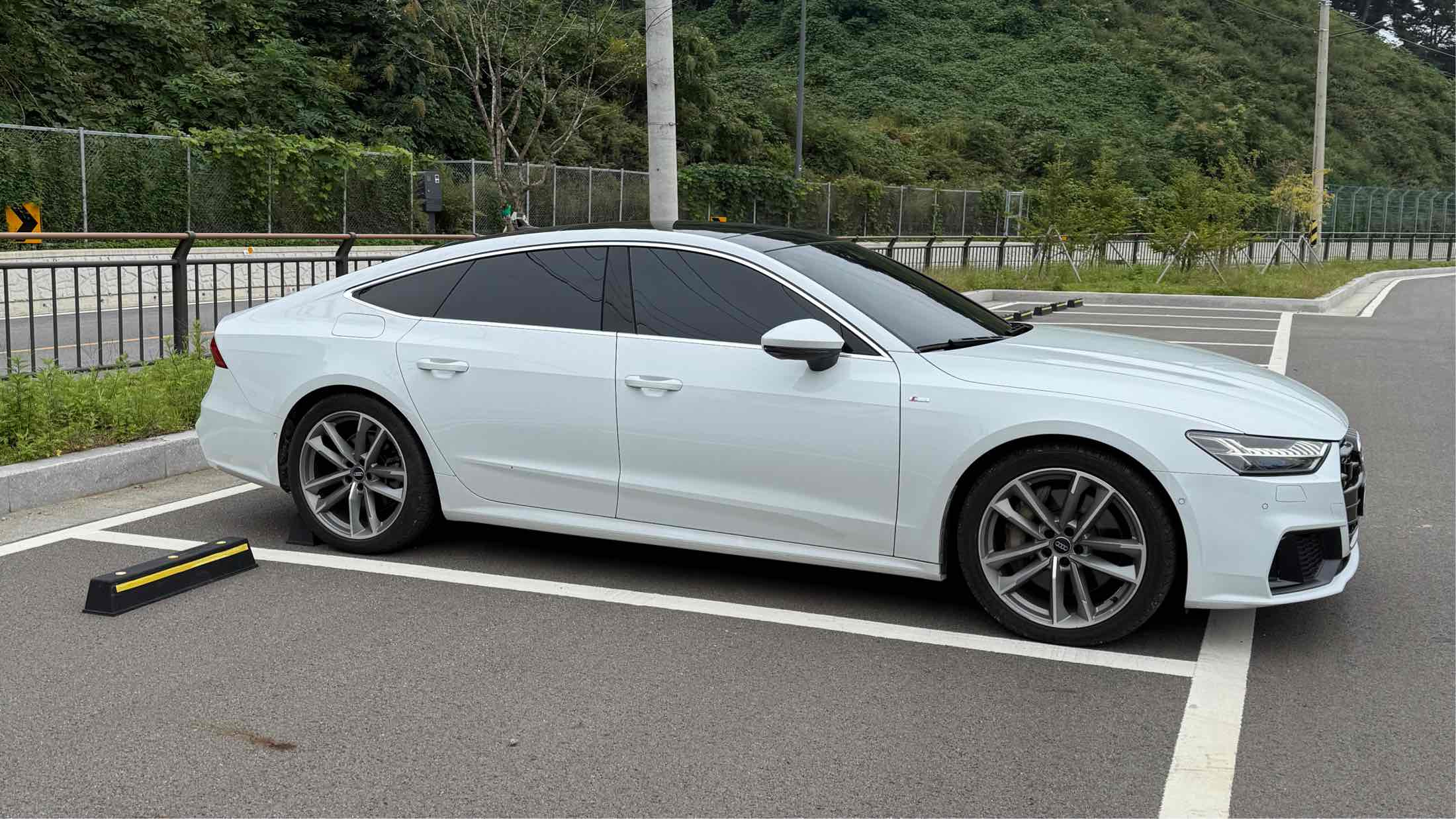 AUDI A7 4K 2020