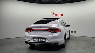HYUNDAI GRANDEUR IG 2016