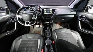 PEUGEOT 2008 2019