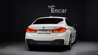 BMW 5-SERIES G30 2020