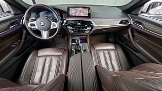 BMW 5-SERIES G30 2020