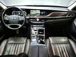 GENESIS EQ900 2017