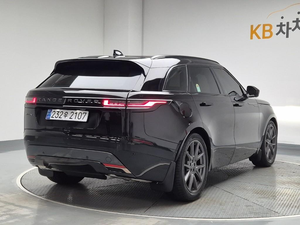 LAND ROVER RANGE ROVER VELAR 2025