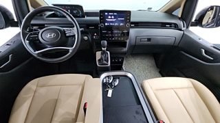 HYUNDAI STARIA 2024