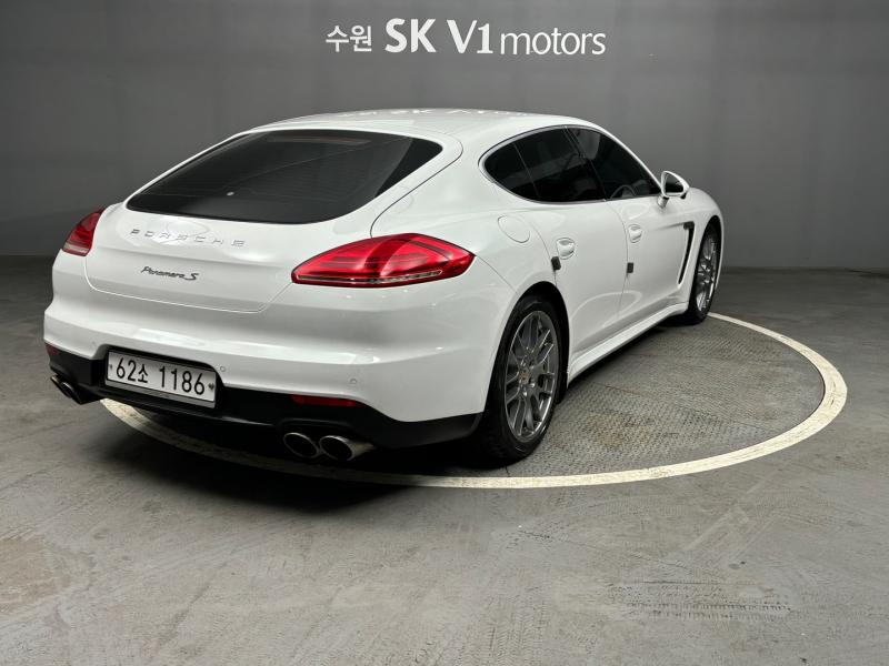 PORSCHE PANAMERA 2014