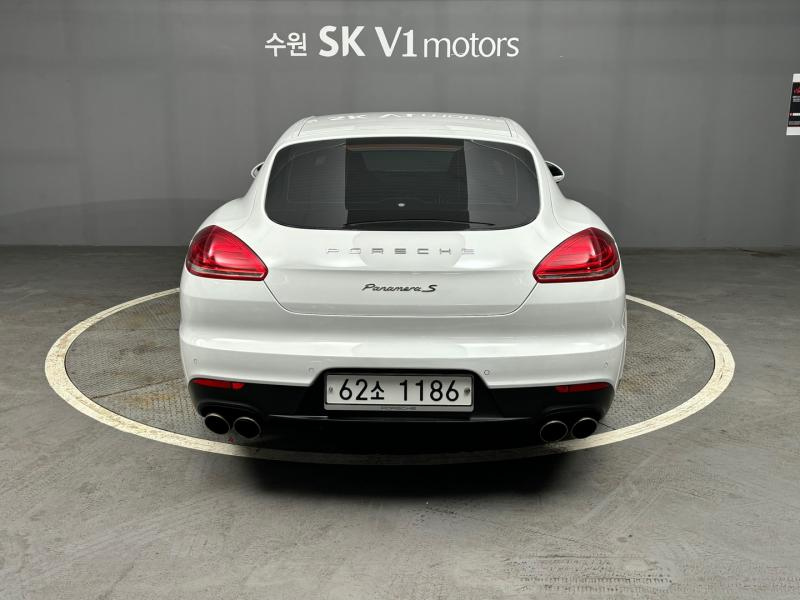 PORSCHE PANAMERA 2014