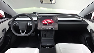 TESLA MODEL 3 2025