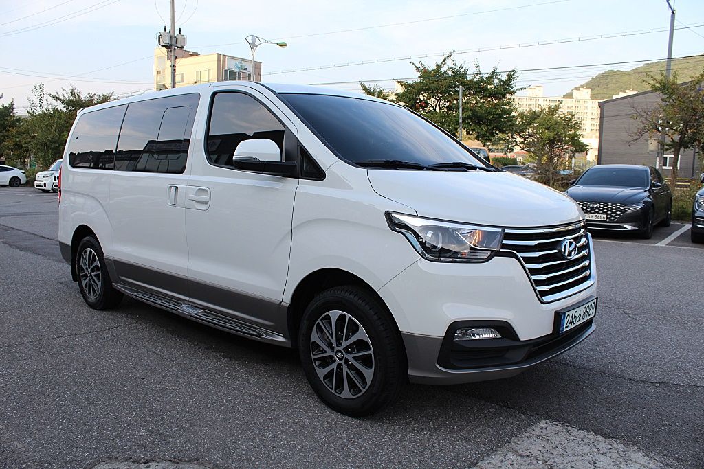 HYUNDAI STAREX GRAND 2020