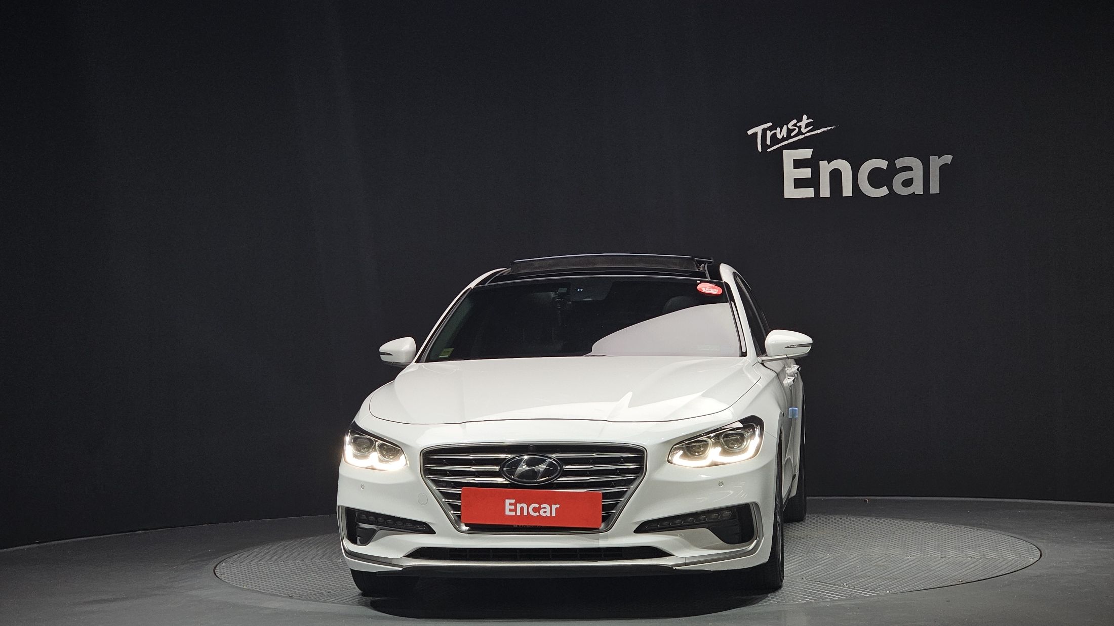 HYUNDAI GRANDEUR IG HYBRID 2018