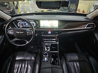 GENESIS EQ900 2016