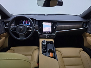 VOLVO S90 2022