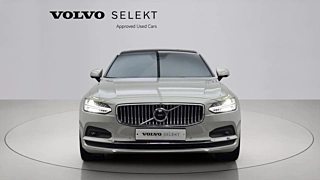 VOLVO S90 2022