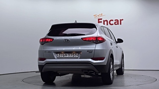HYUNDAI TUCSON 2017
