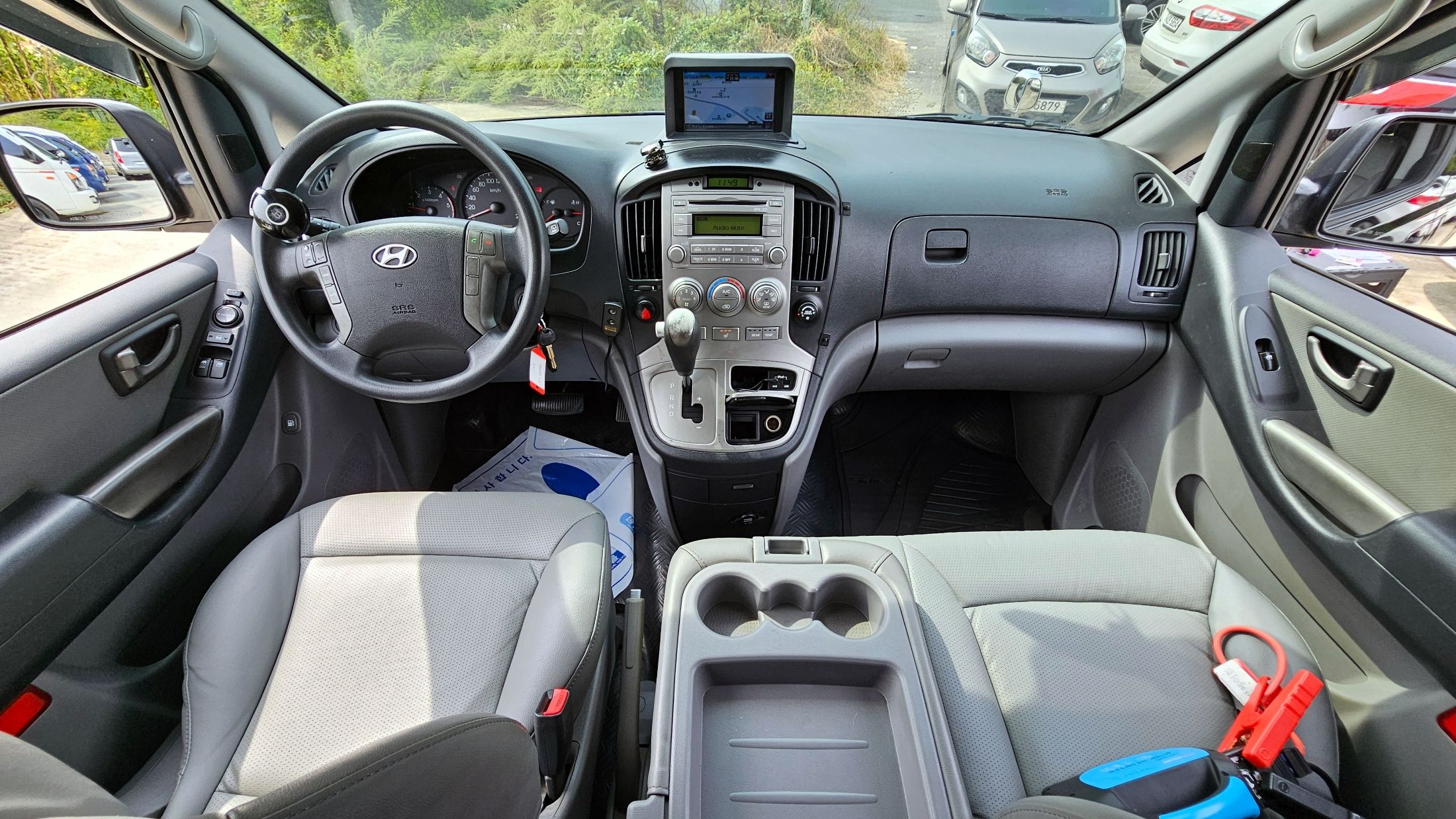 HYUNDAI STAREX GRAND 2012