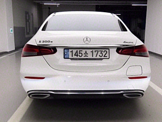 MERCEDES BENZ E-CLASS W213 2022