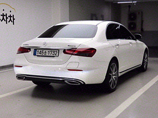 MERCEDES BENZ E-CLASS W213 2022