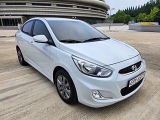 HYUNDAI ACCENT NEW 2017